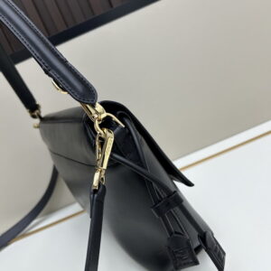 Fendi H08899 26 5x18x8 5cm jj23 1965186