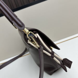 Fendi H08899 26 5x18x8 5cm jj3 1965170