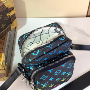 Pharrell Williams M13898 13 5x20x8cm gf9 1961637