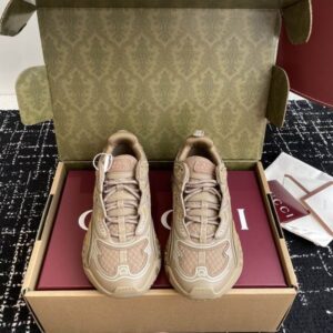 New Collection Gucci Shoes 356