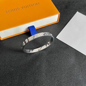 New Collection LV Bracelet 116
