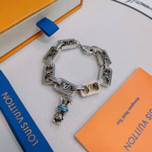 New Collection LV Bracelet 113
