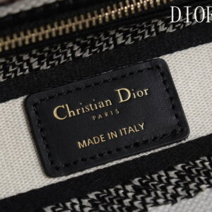 Dior Lady M056515 24x20x11cm yz19 1974588