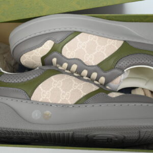 New Collection Gucci Sneaker 048 9 4f705978