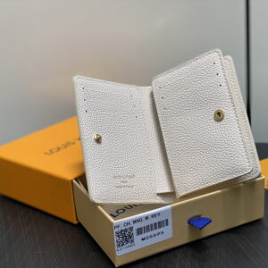 Claire M25595 11x8 5x3 5cm gf7 1976525