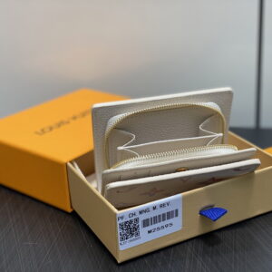 Claire M25595 11x8 5x3 5cm gf9 1976523