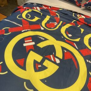 Gucci 2.0x2.3m (3) 3133363