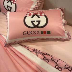 Gucci 2.0x2.3m (3) 3133387
