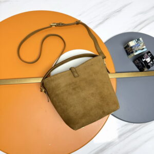 YSL 749036 17x20x13cm 8D2 1978083