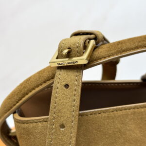 YSL 749036 17x20x13cm 8D6 1978079