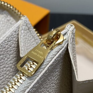 Zippy M25594 7 7x4 1x1cm gf8 1976766