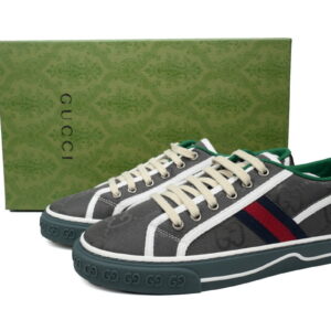 New Collection Gucci Sneaker 060