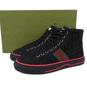 New Collection Gucci Sneaker 056