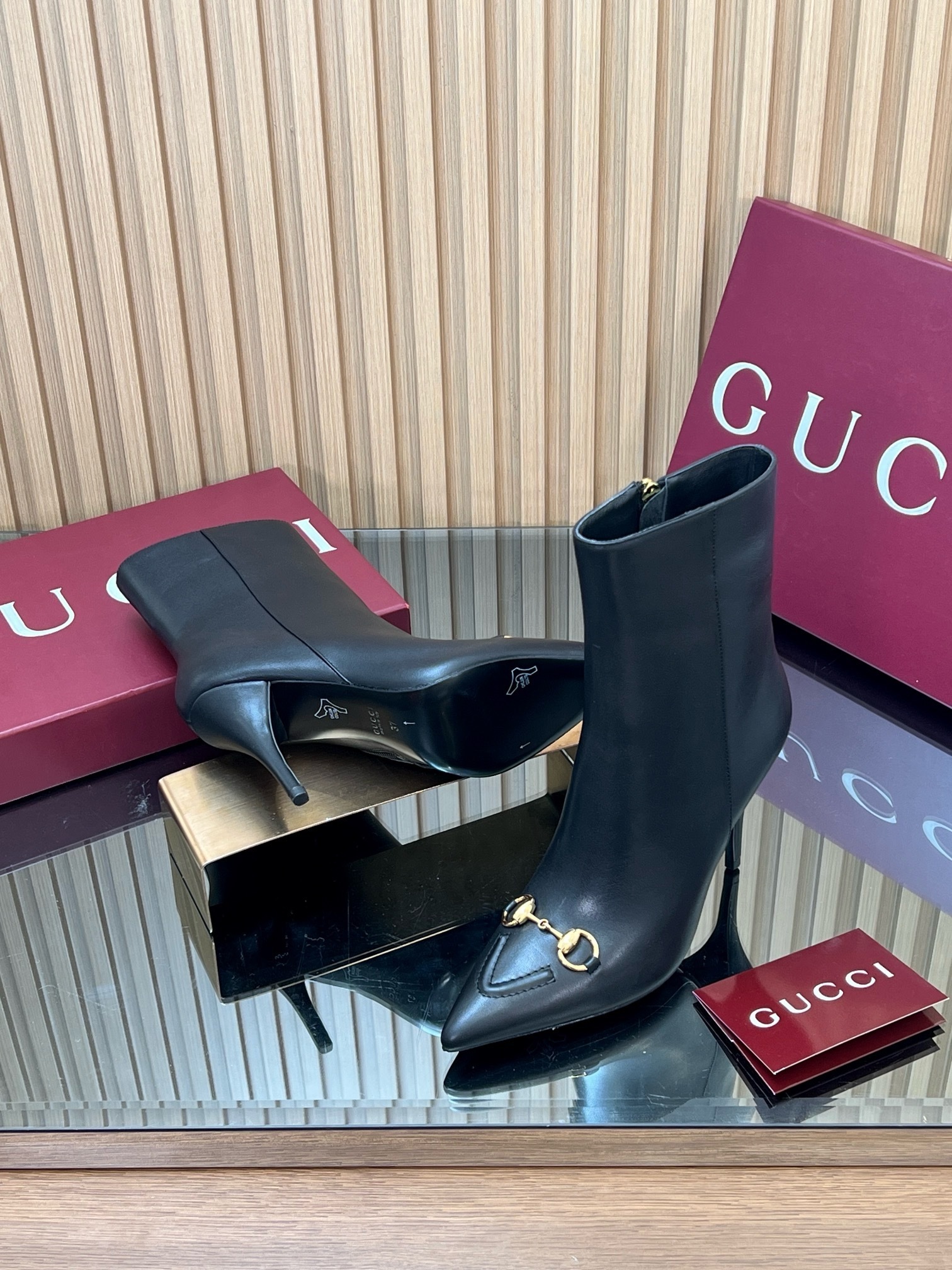 New Collection Gucci Shoes 361 New Collection Gucci Shoes 361