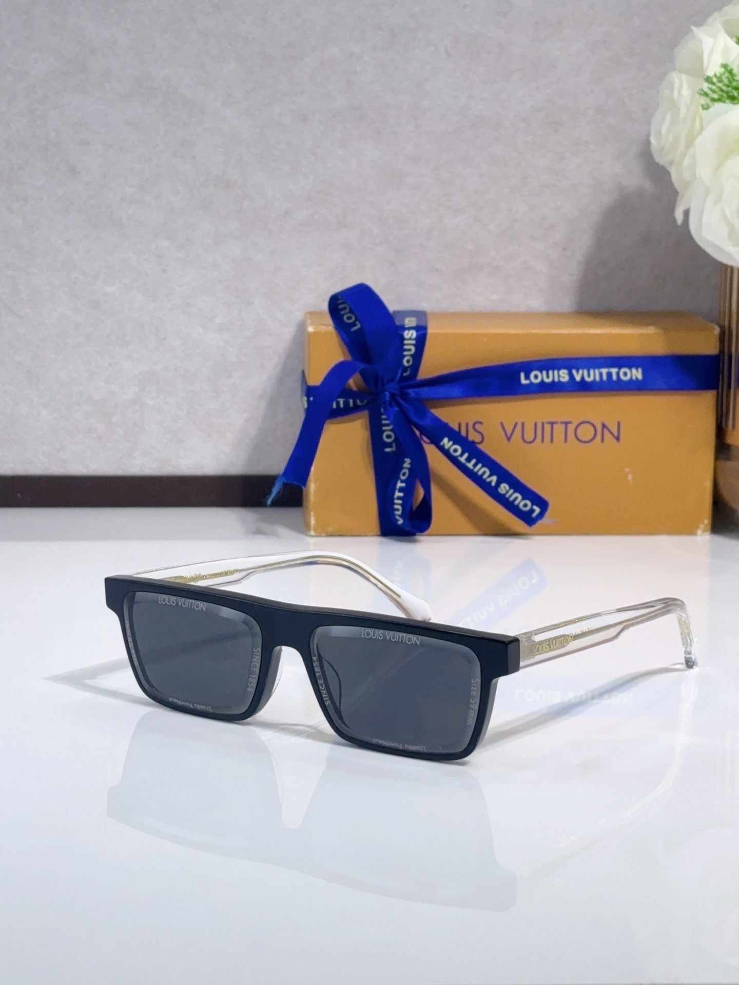 New Collection LV Glasses 301 New Collection LV Glasses 301