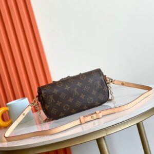 New Collection LV Bag 2492