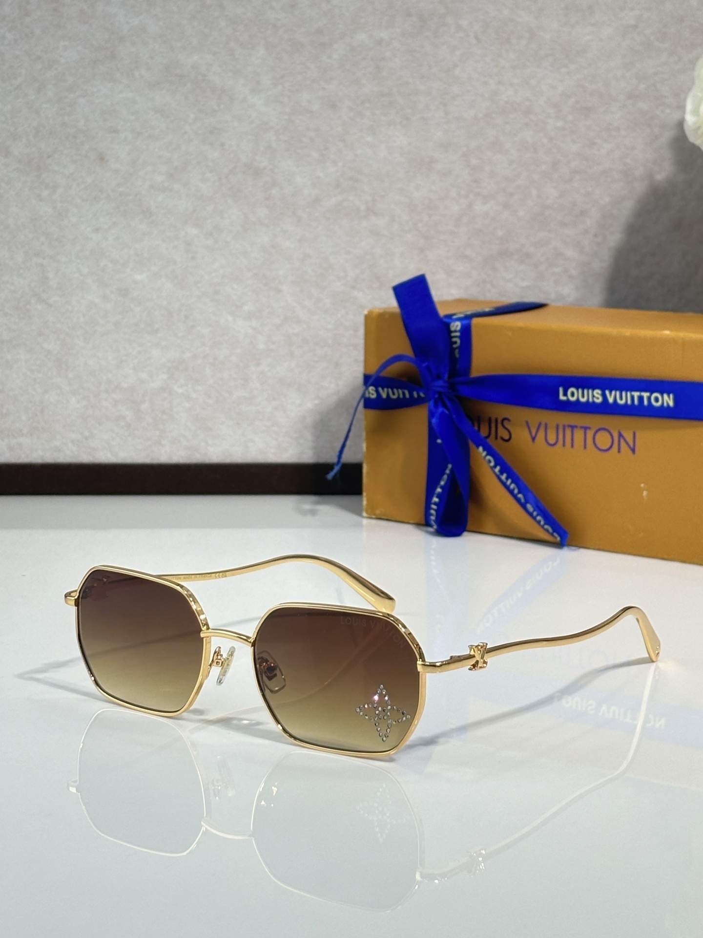 New Collection LV Glasses 292 New Collection LV Glasses 292