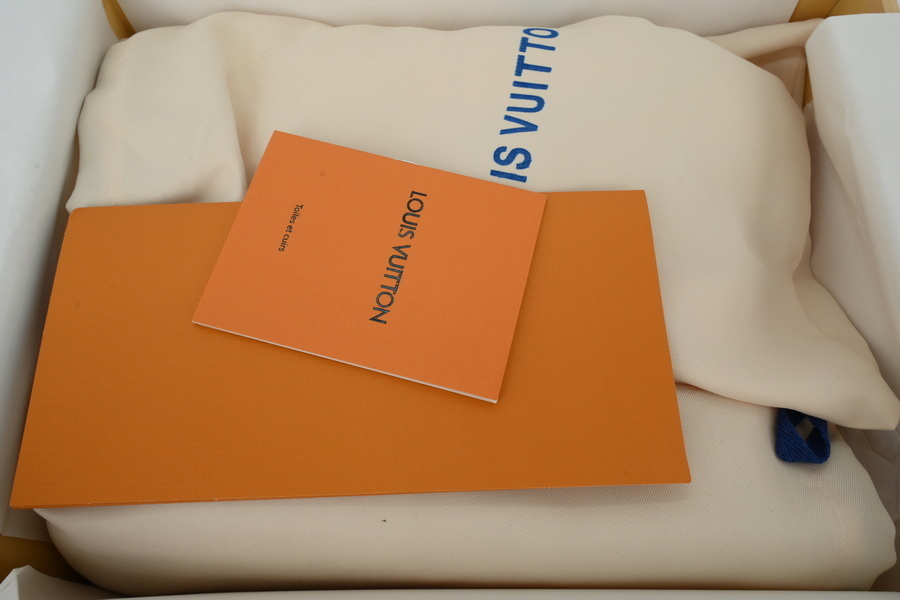 New Collection LV Sneaker 087 New Collection LV Sneaker 087