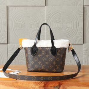 New Collection LV Bag 2486 3 9677440f