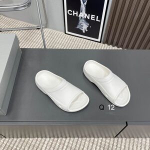 Balenciaga sz35 40 J02002W14 2393014