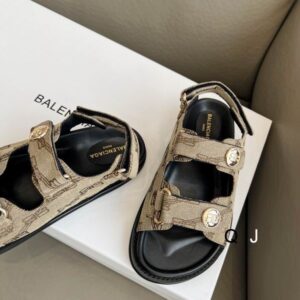 Balenciaga sz35 40 J1102 04 2716041