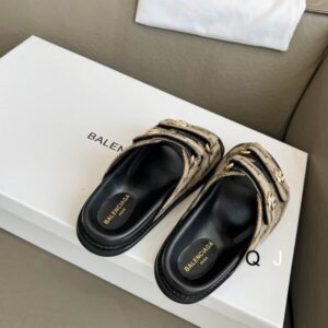 Balenciaga sz35 40 J1106 07 2716049