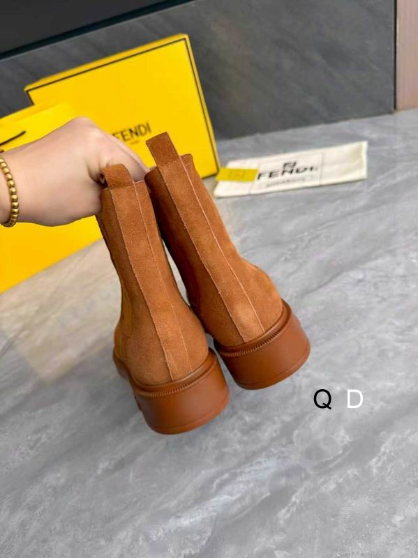 New Collection Fendi Shoes 004 New Collection Fendi Shoes 004