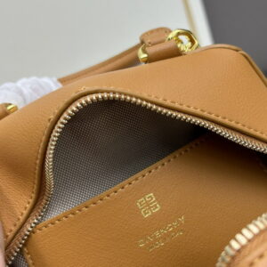 Givenchy Antigona 22x19x13 5cm ss19 1979510