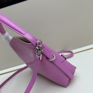 Givenchy Voyou 19x16 5x4cm ss22 1979550