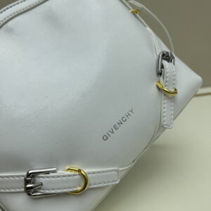 Givenchy Voyou 19x16 5x4cm ss44 1979565