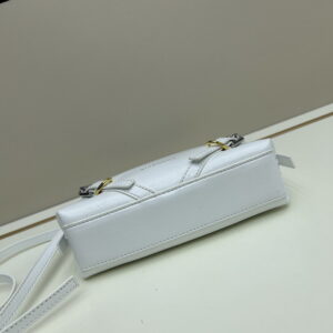 Givenchy Voyou 19x16 5x4cm ss45 1979564