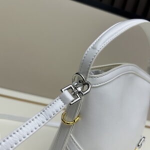 Givenchy Voyou 19x16 5x4cm ss46 1979563