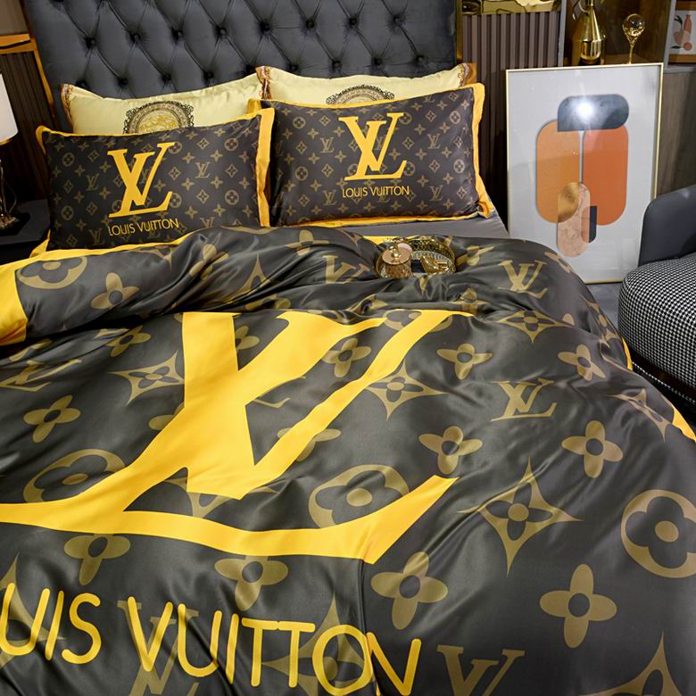 New Collection LV Bedding Set 008 New Collection LV Bedding Set 008