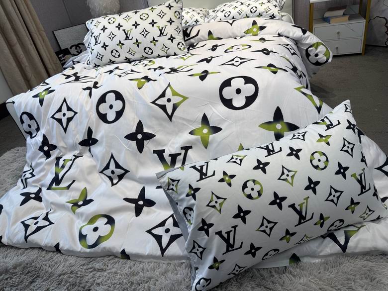 New Collection LV Bedding Set 006 New Collection LV Bedding Set 006