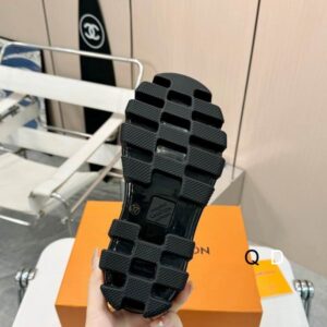 LV sz35 40 GDT1106 05 2712040