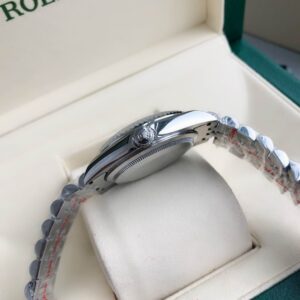 Rolex 36mm 52 Date Just (3) 3352311