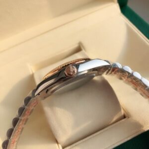 Rolex 36mm 61 Date Just (3) 3352410