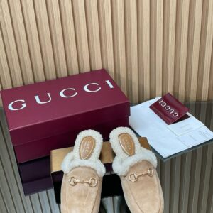 New Collection Gucci Shoes 362