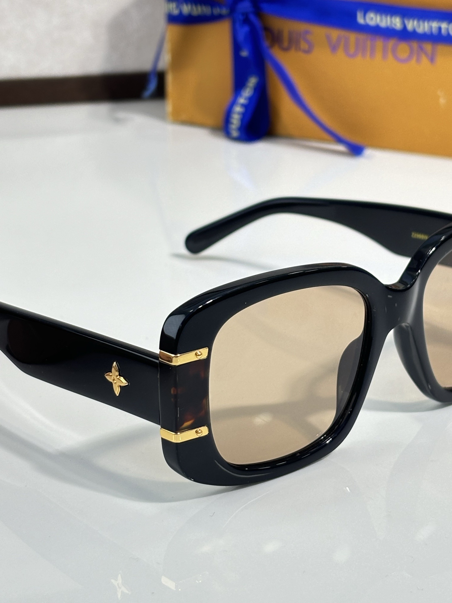 New Collection LV Glasses 297 New Collection LV Glasses 297