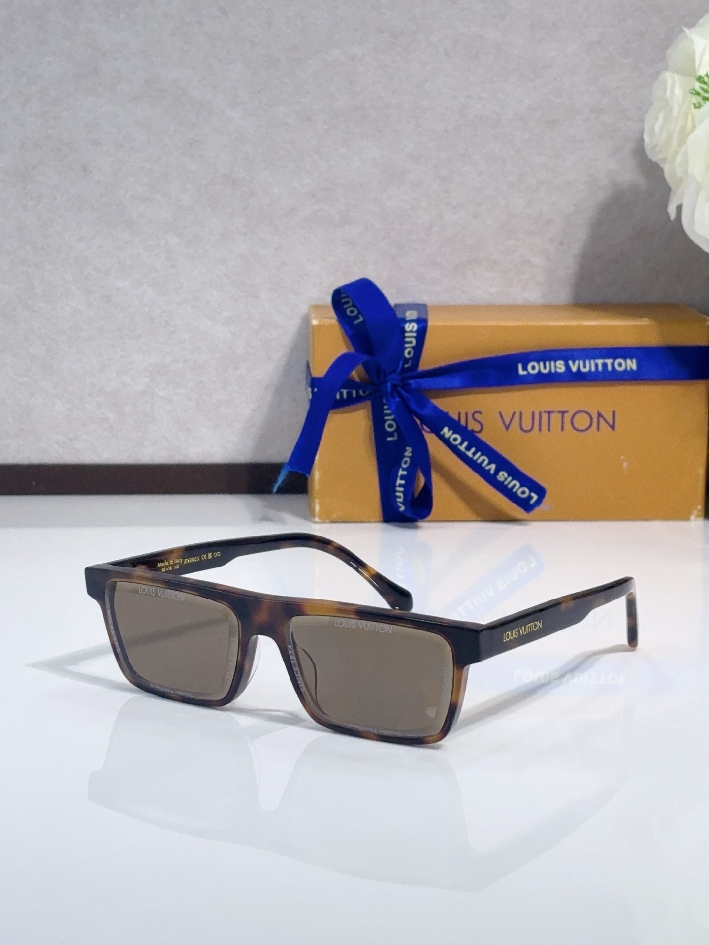 New Collection LV Glasses 301 New Collection LV Glasses 301