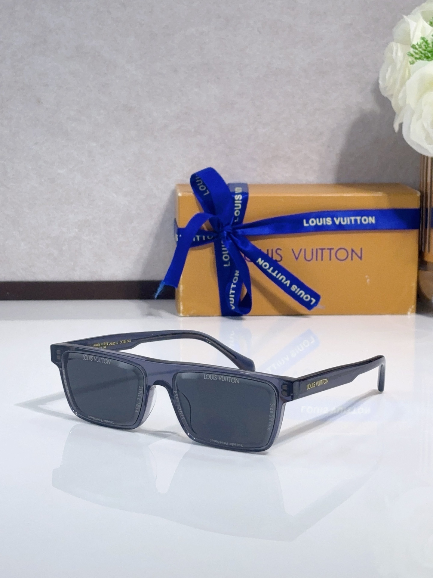 New Collection LV Glasses 301 New Collection LV Glasses 301