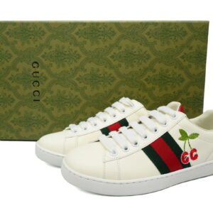 New Collection Gucci Sneaker 105