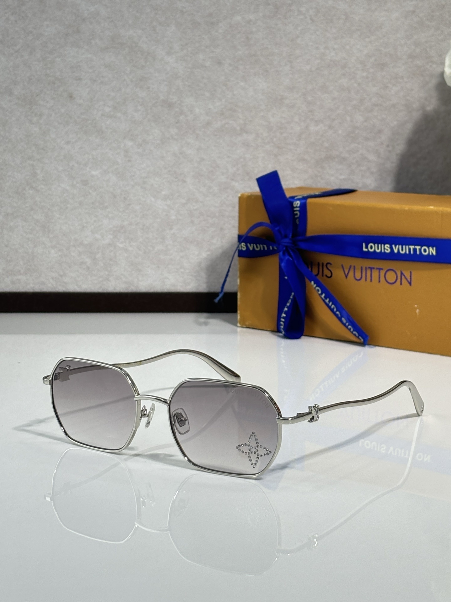 New Collection LV Glasses 292 New Collection LV Glasses 292