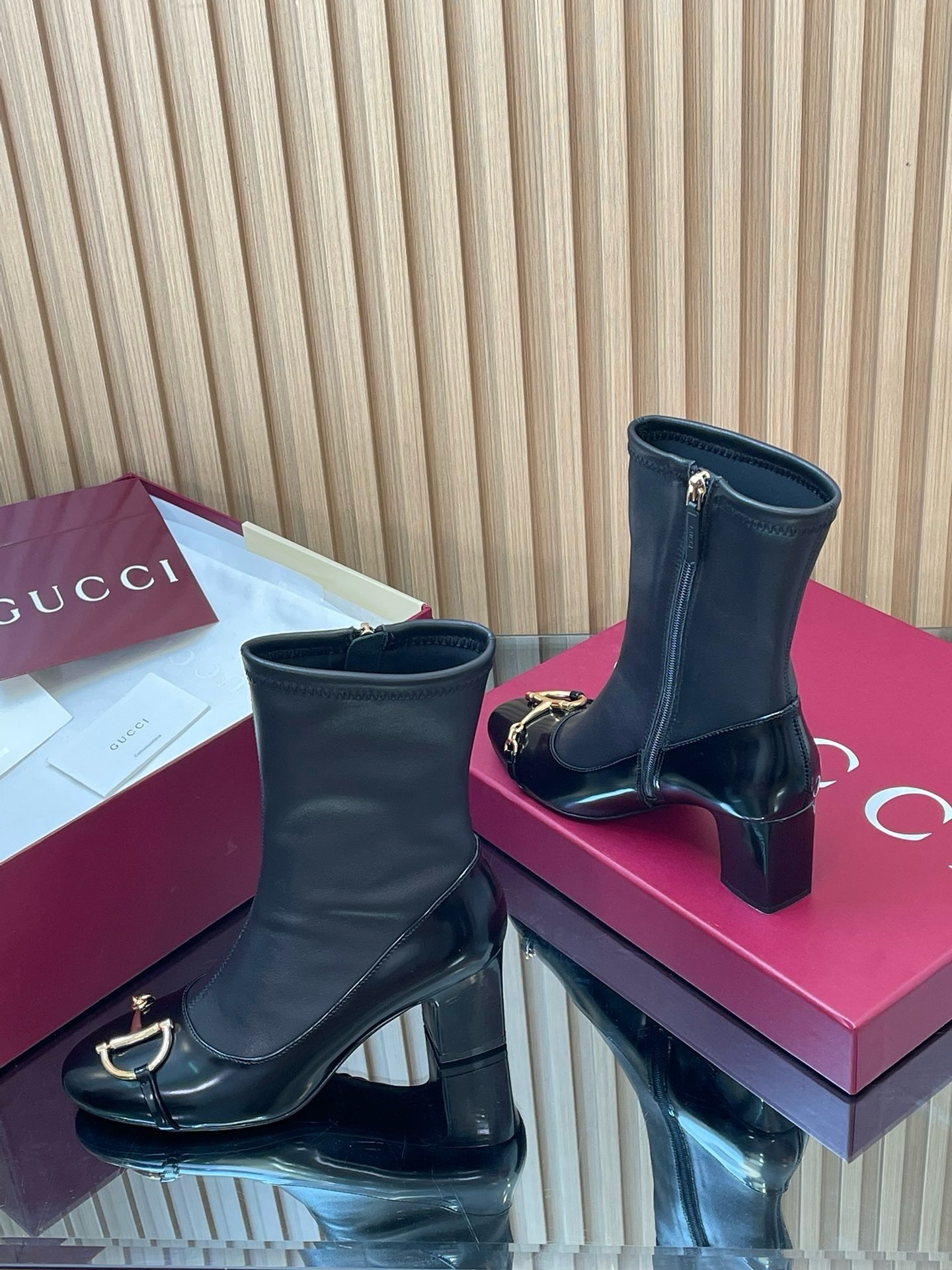 New Collection Gucci Shoes 357 New Collection Gucci Shoes 357