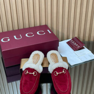 New Collection Gucci Shoes 362