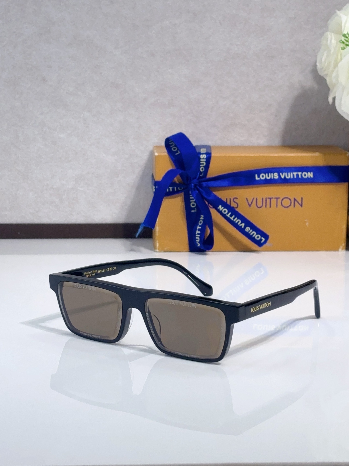 New Collection LV Glasses 301 New Collection LV Glasses 301