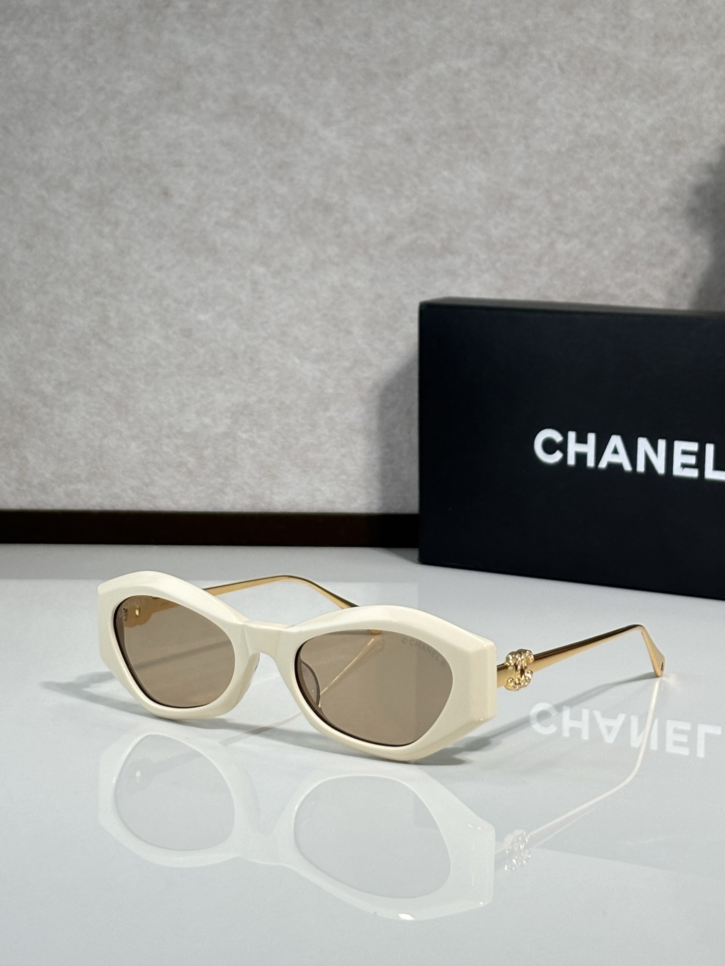 New Collection Chanel Glasses 457 New Collection Chanel Glasses 457
