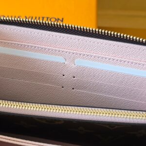 New Collection LV Bag 2520 8 578020a7