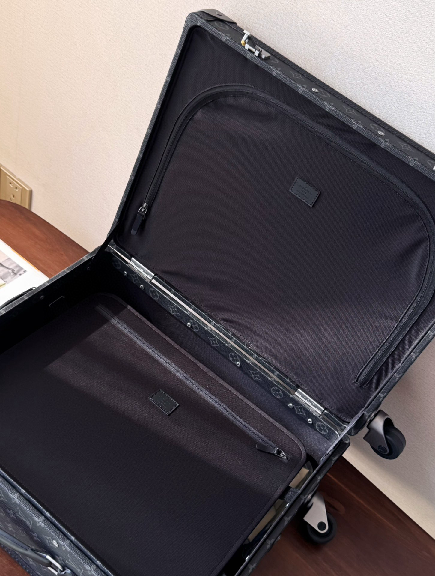 New Collection LV Bag 2527 New Collection LV Bag 2527