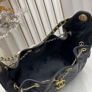 Chanel 1A005 26x30cm ss18 1983308